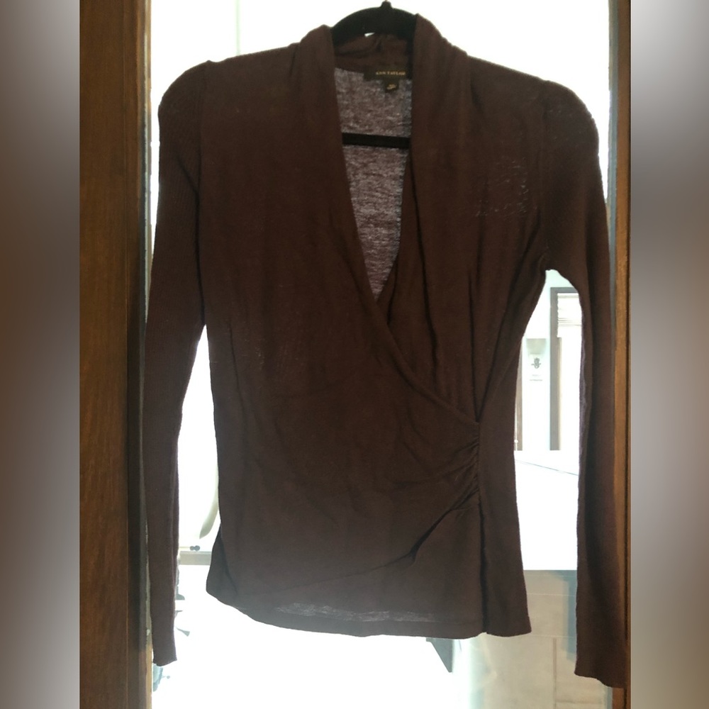 Ann Taylor long sleeve shirt